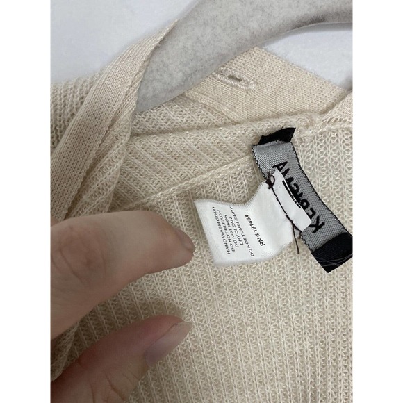Kerisma Women’s Cropped Ivory Ribbed V Neck Dolman Cardigan Size S/M - Picture 4 of 7